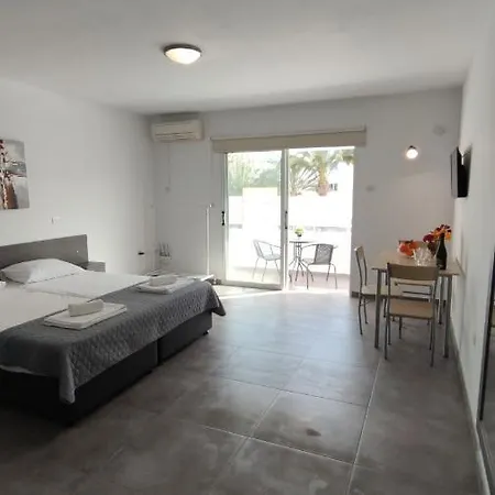 Nissi Avenue Appartamento
