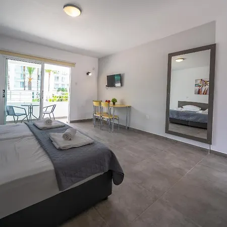 Nissi Avenue Appartamento